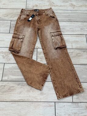 FASHIONNOVA Cargo Jeans - Brown.